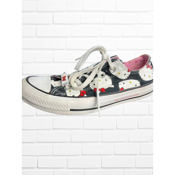 Converse Chuck Taylor All Star OX x Hello Kitty Black 2018 Women's 6 - Picture 9 of 14